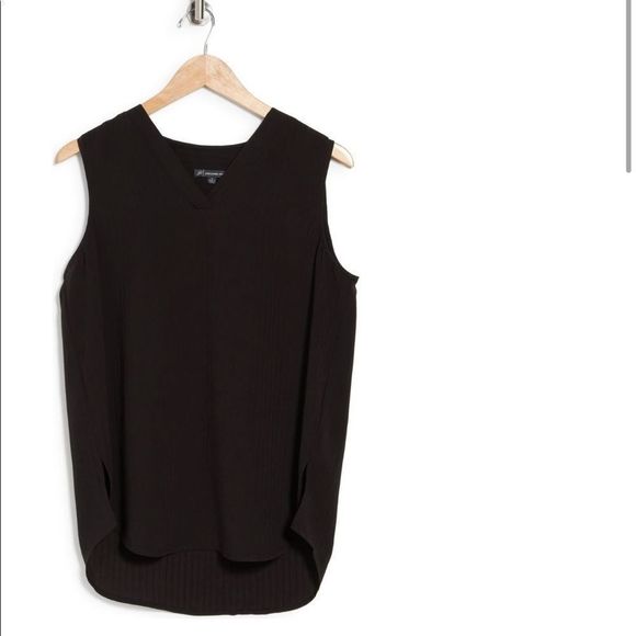 Adrianna Papell V-neck Tank (M) - Picture 1 of 1